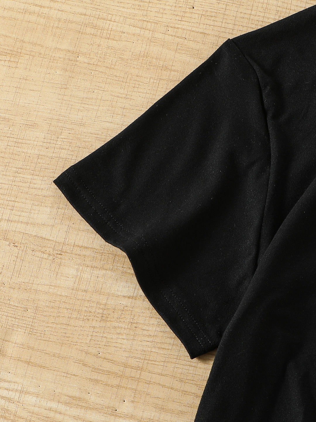 Black Heart Print Tshirt