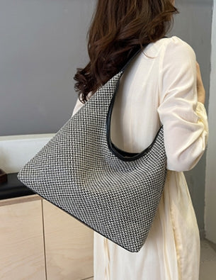 Grey Textured Slouch Hobo