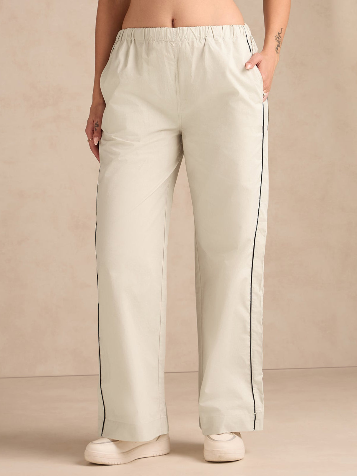 Off White Pintuck Wide Leg Trouser