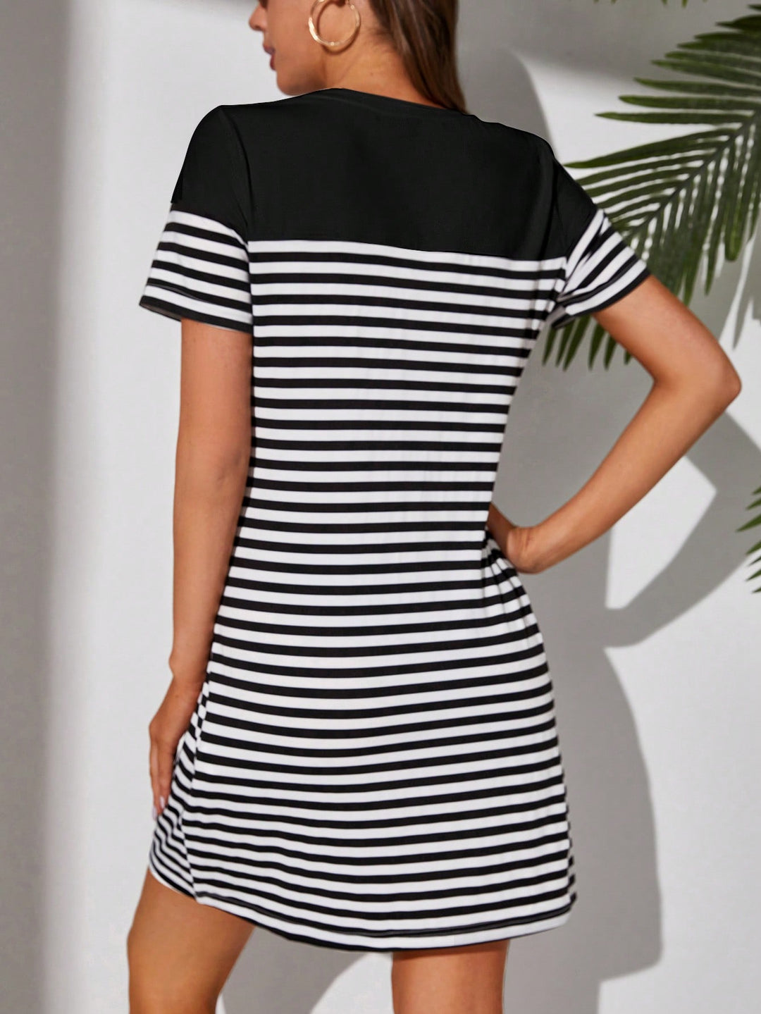 Black Short Sleeve Striped Dress