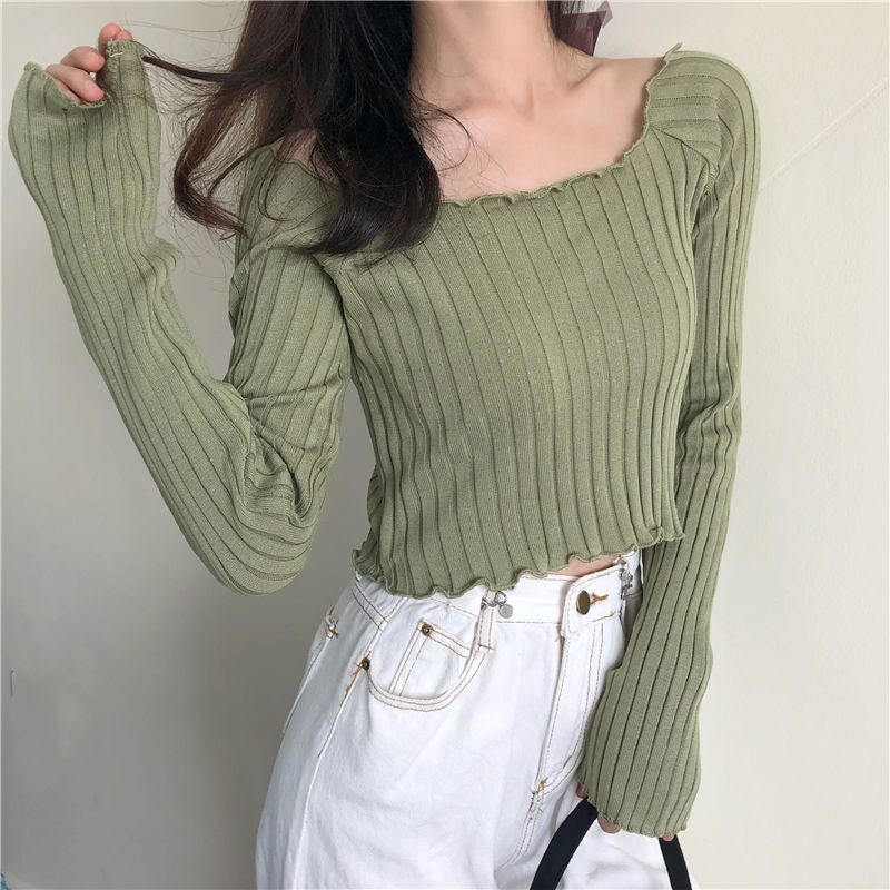 Green Ribbed Scallop Hem Knit Top