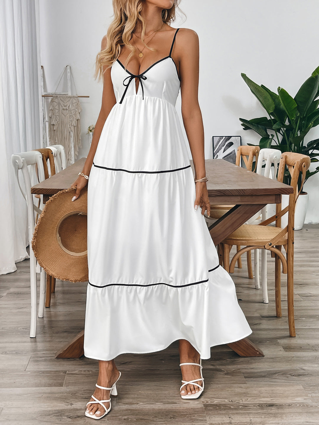 White Contrast Tipping Back Tie Up Maxi Dress