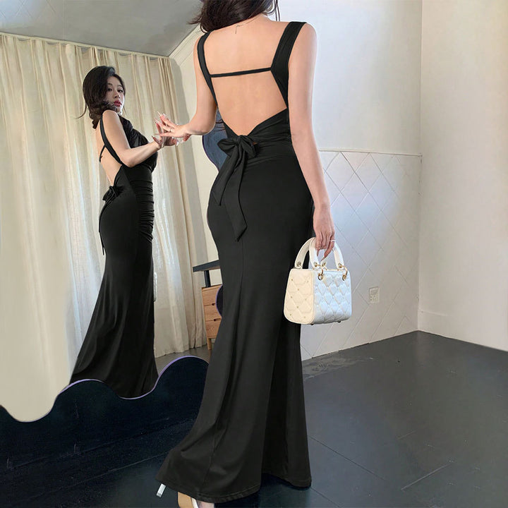 Black Sleeveless V-Neck Backless Dress