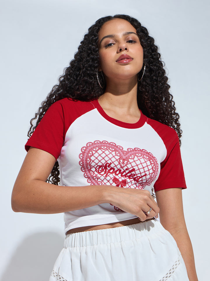 White Crew Neck Graphic Tshirt