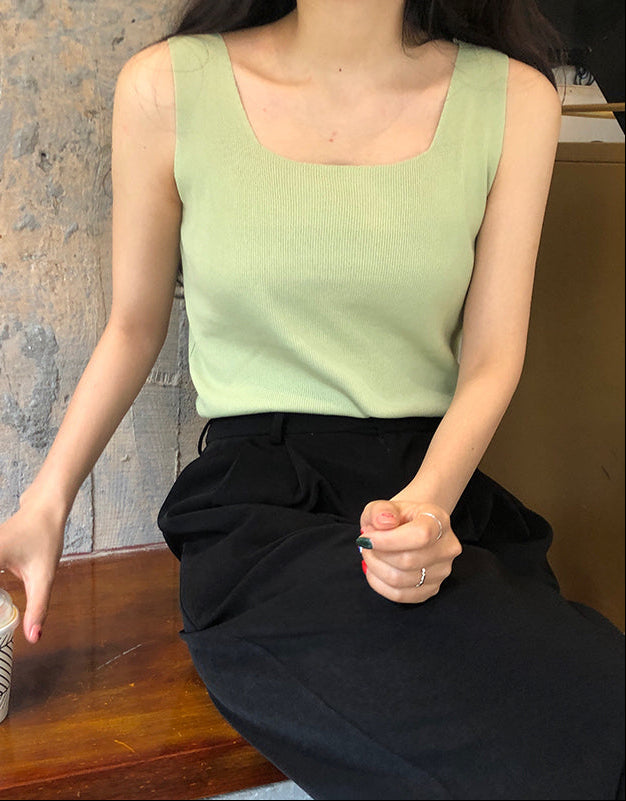 Light Green Sleeveless Basic Tank Top