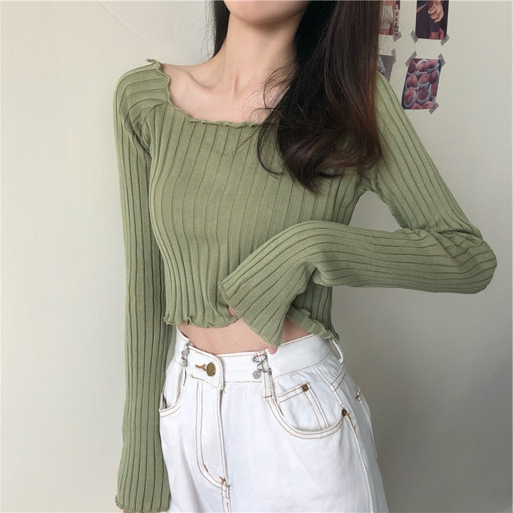 Green Ribbed Scallop Hem Knit Top