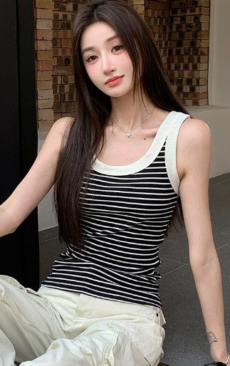 Black Tank Top With Stripes