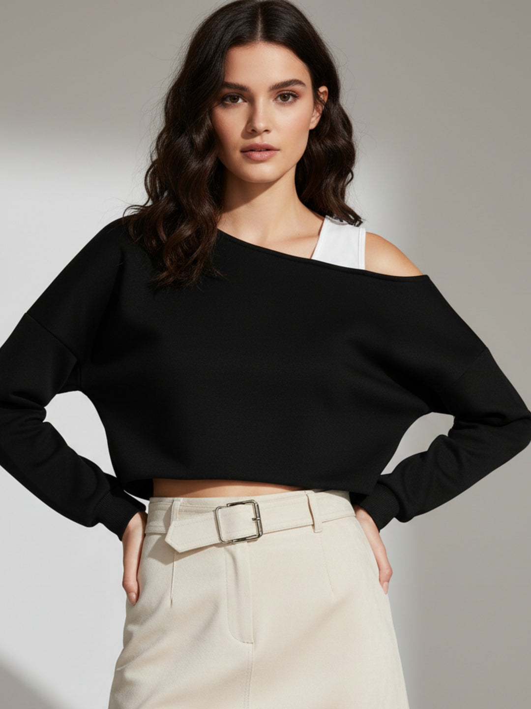 Black One shoulder crop sweatshirt