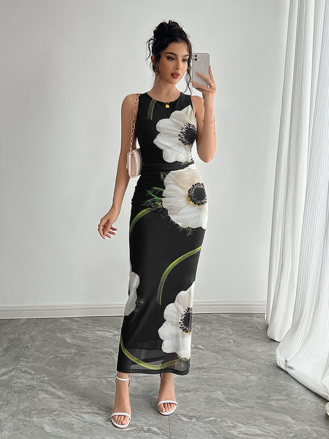Black Sleeveless Floral Printed Dress