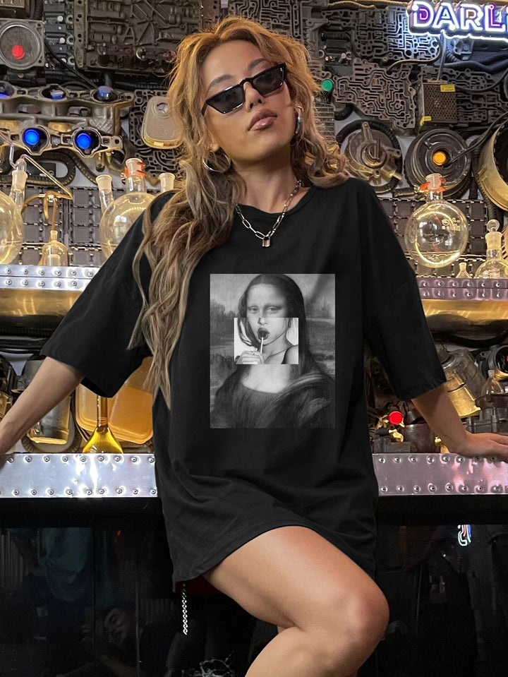 Black Chest Print Graphic Tshirt