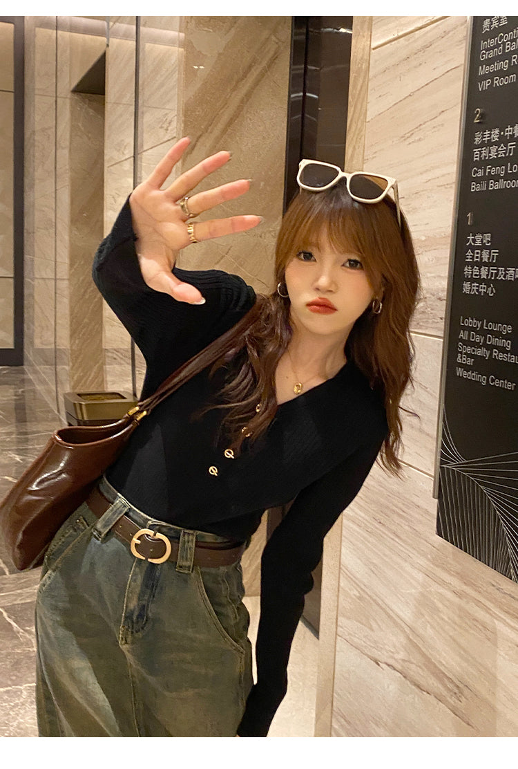 Black Full Sleeve V Neck Buttoned Fitted Top