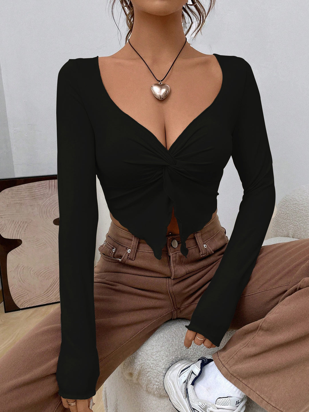 Black Full Sleeve Front Twisted Top