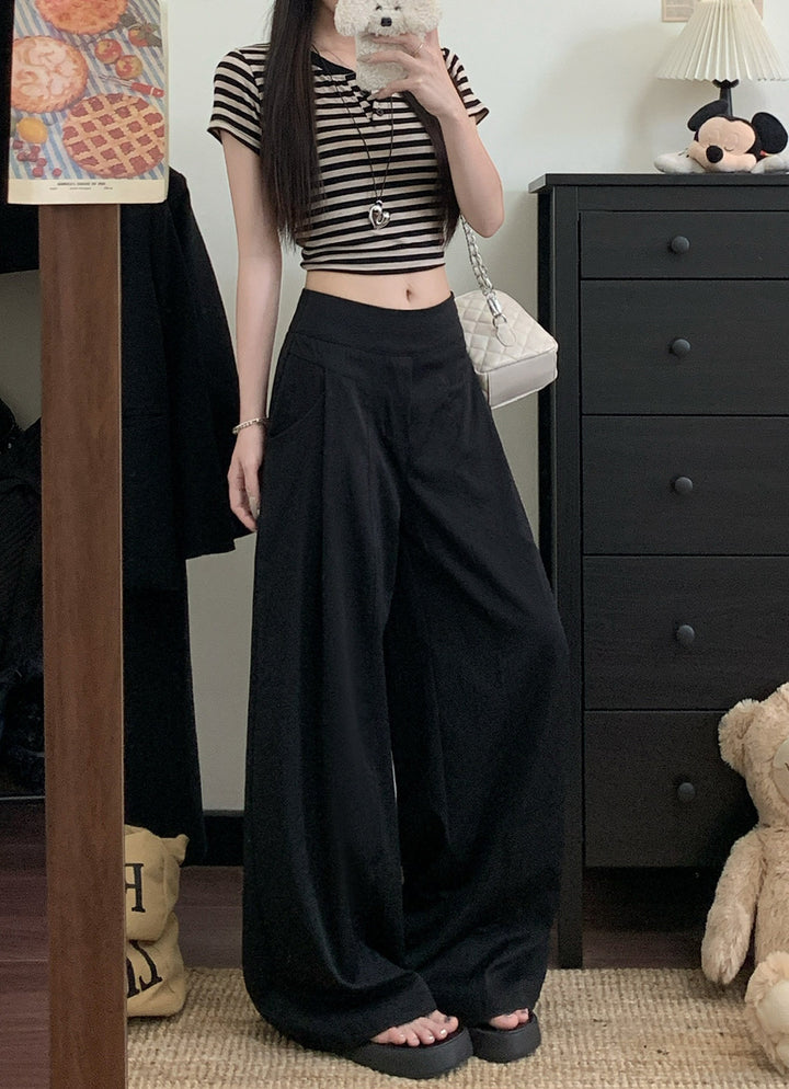 Black High Waist Pleated Baggy Pant