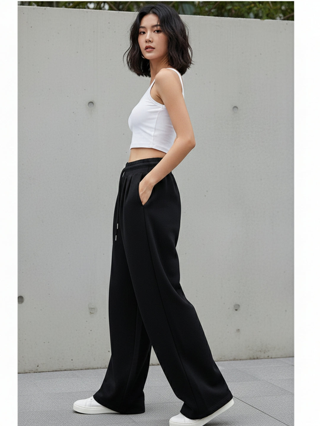 Black High Waist Barrel Style Double Pleated Sweatpant