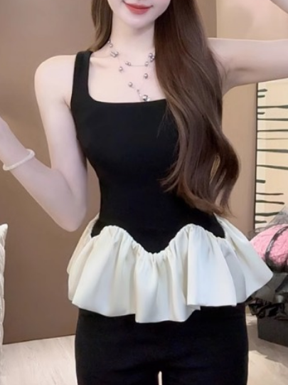 Black Tank Top With Bubble Hem