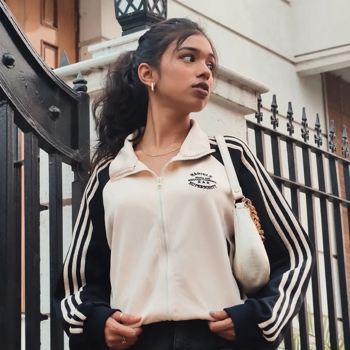White Front Zipped Sweatshirt