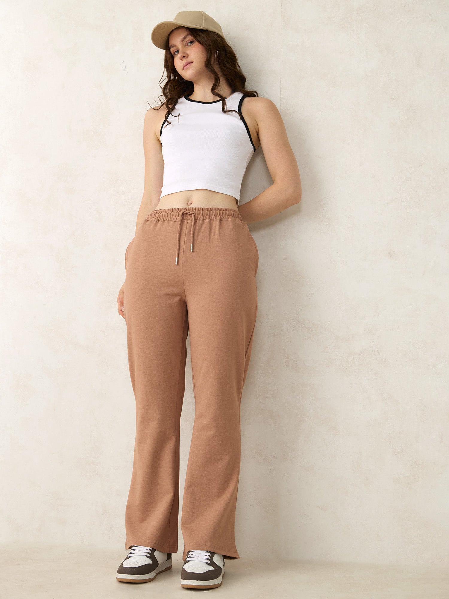 Brown Basic Solid Flared Sweatpants