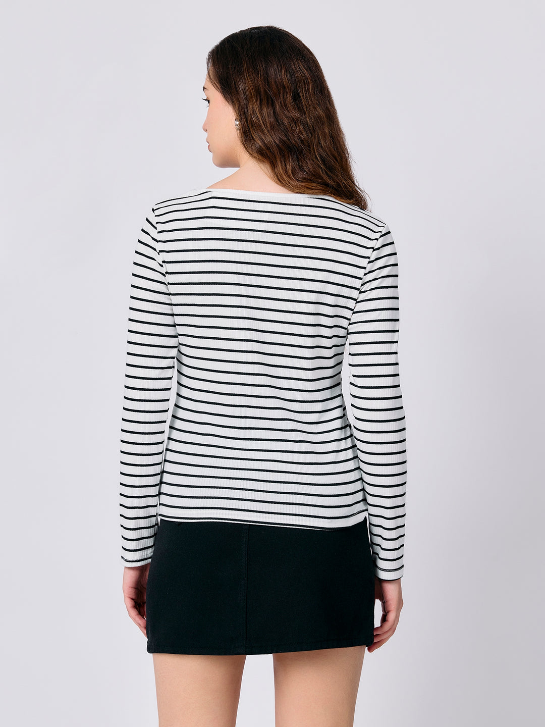 White U Neck Stripe Tshirt