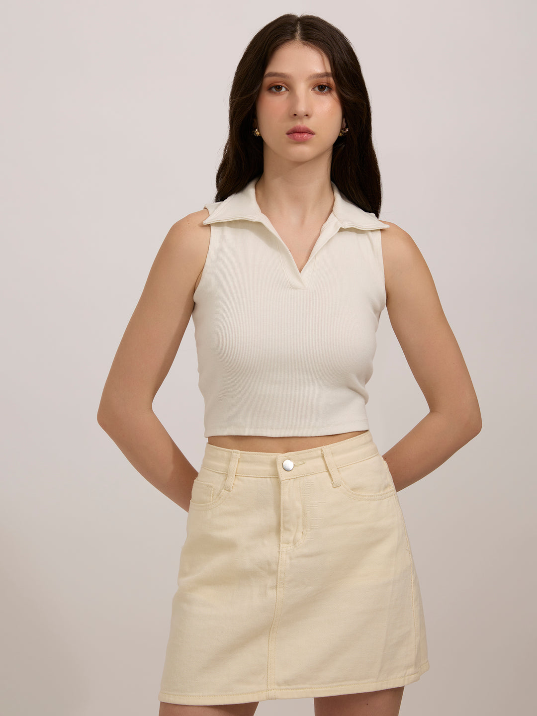 Off White Ribbed Top With Bow Detail