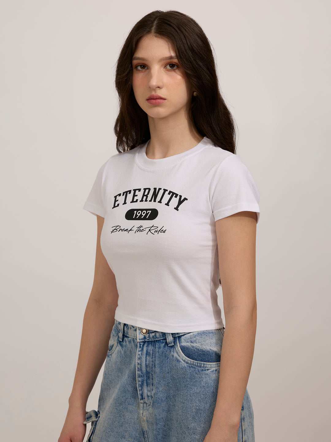 White Graphic Cropped T-Shirt