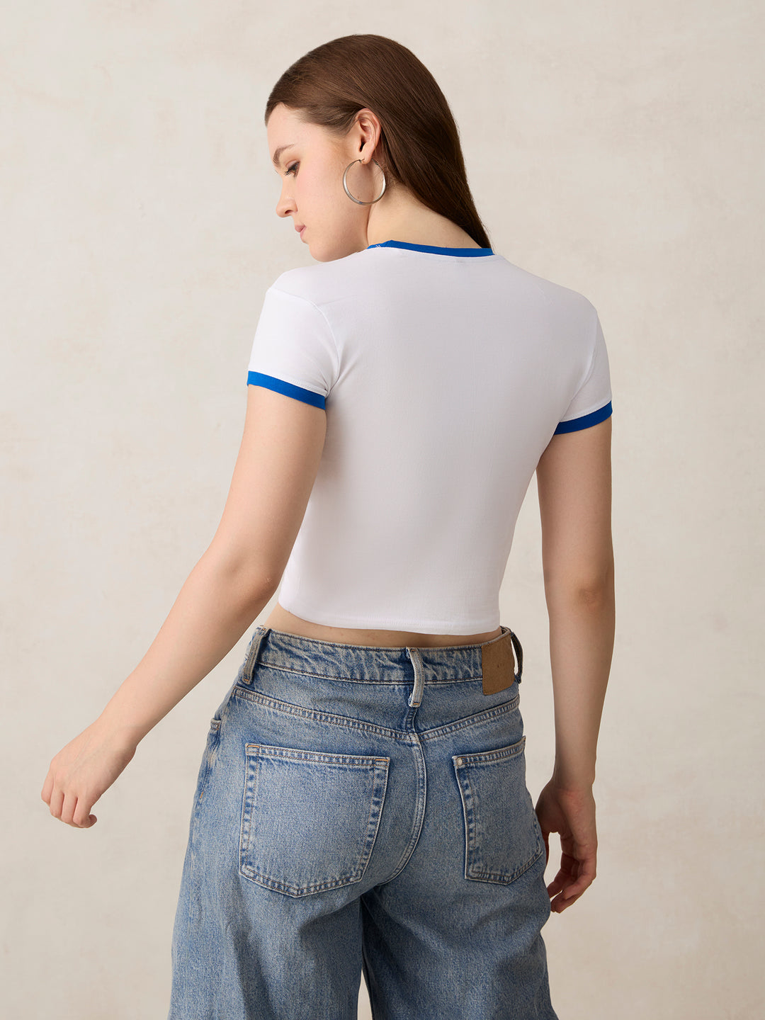 White Graphic Cropped T-Shirt