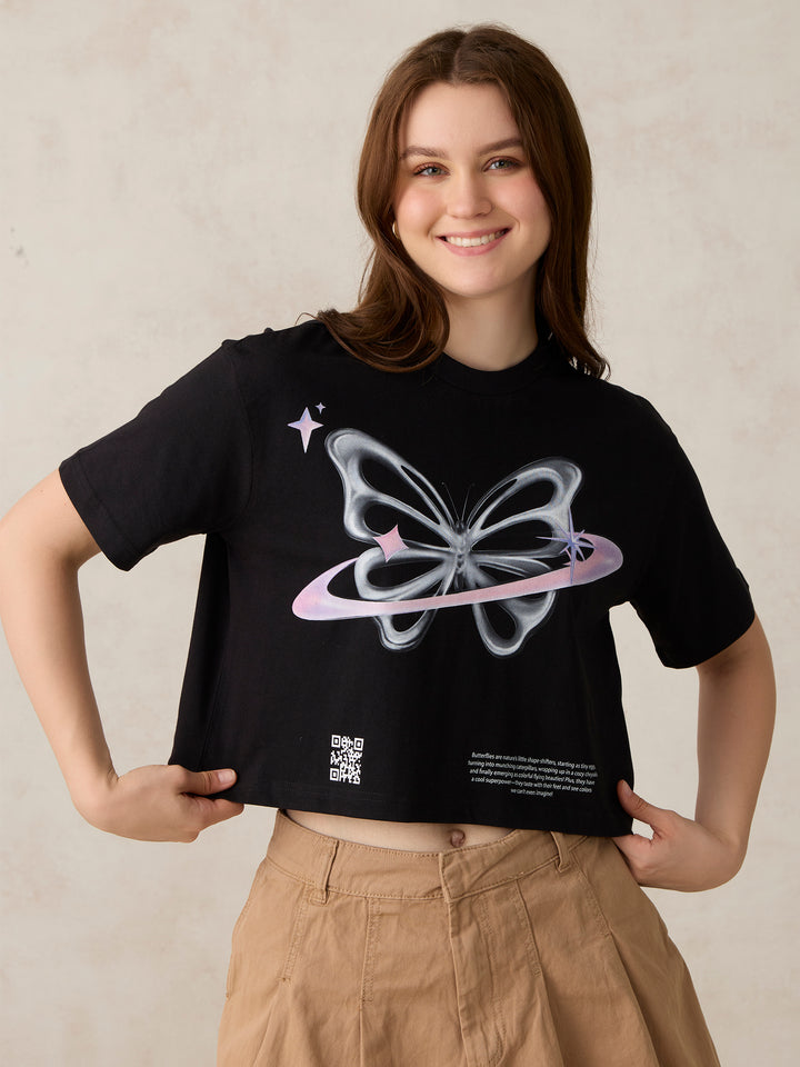Black Cropped Graphic Tshirt