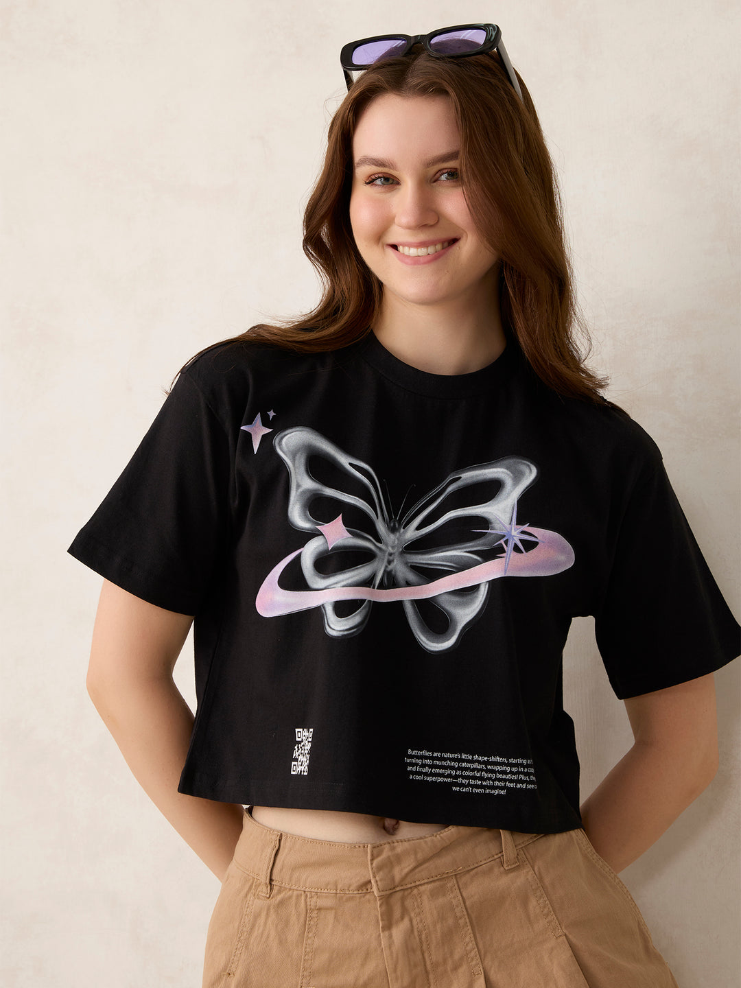 Black Cropped Graphic Tshirt