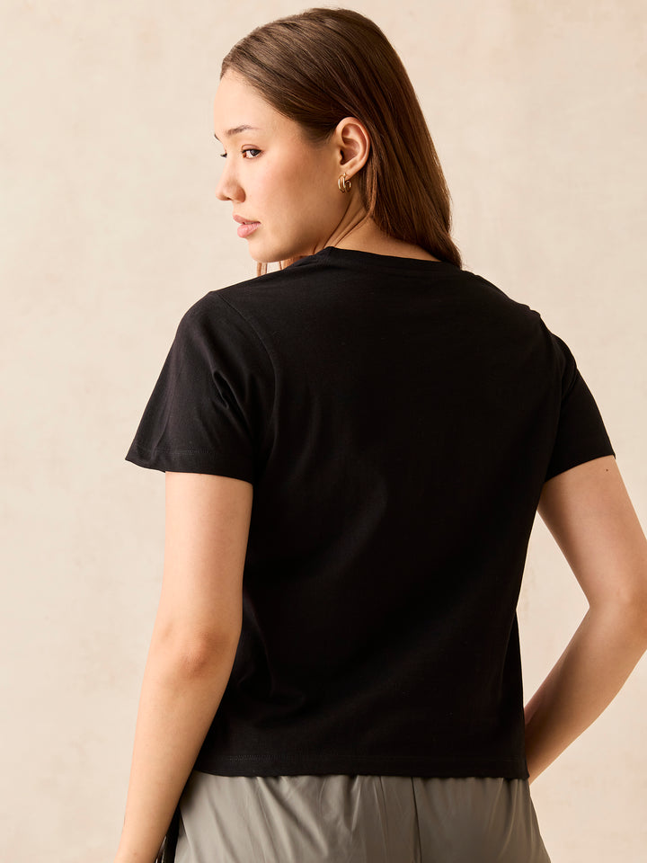 Black Crew Neck Graphic Tshirt