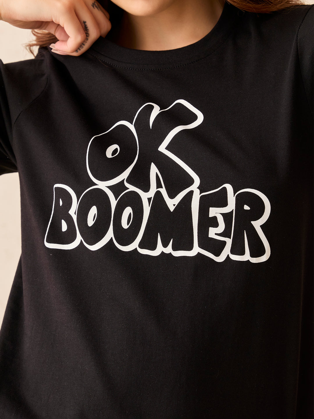 Black Crew Neck Graphic Tshirt