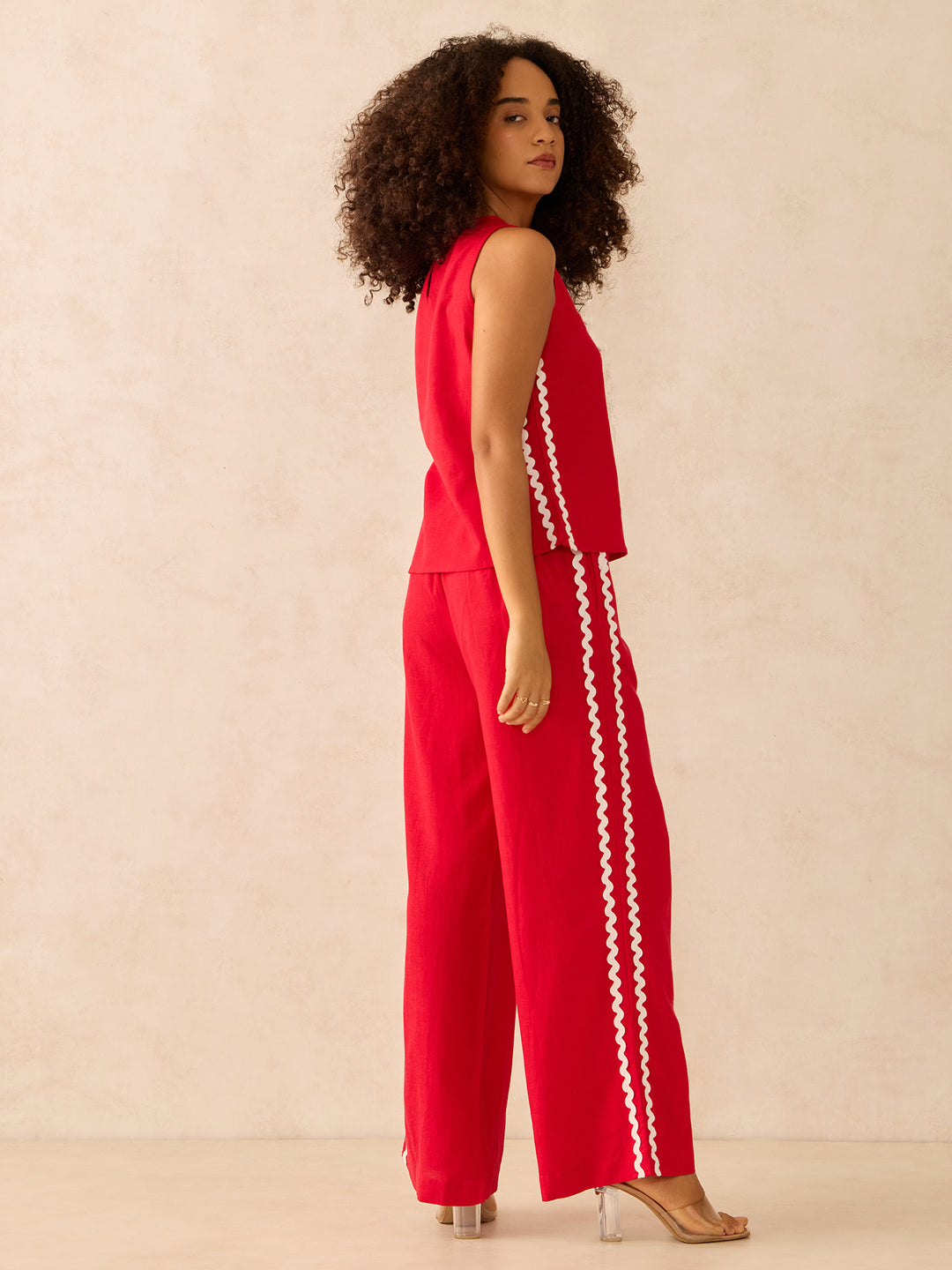 Red Sleeveless Shirt And Loose Pants Co-Ords Set