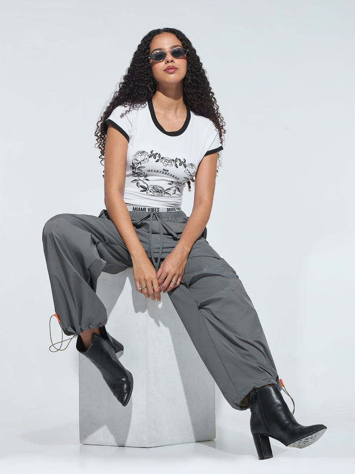 White Crew Neck Graphic Tshirt