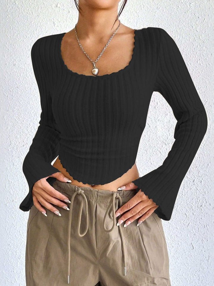 Black Bell Sleeve U-Hem  Top