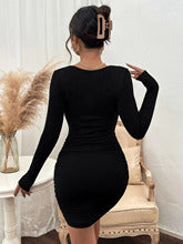 Black Sweetheart Neckline Centre Ruched Dress