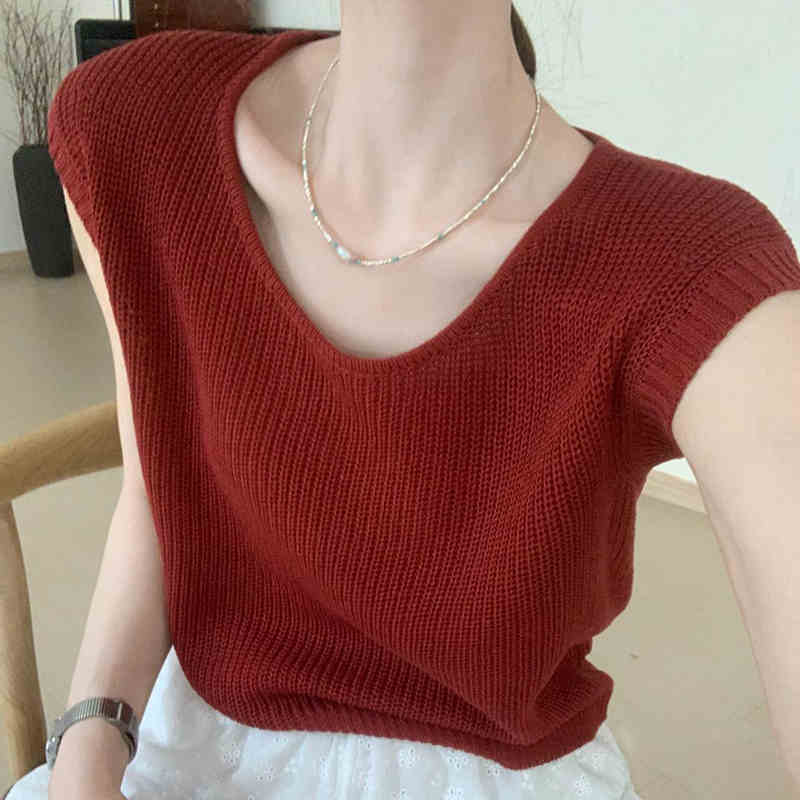 Maroon Cap Sleeves Round Neck  Relaxed Tops