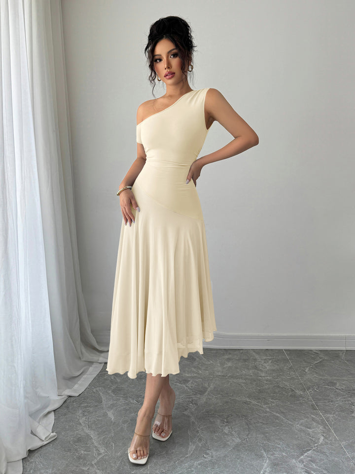 Off White One Shoulder Sleeveless Pleated Dress