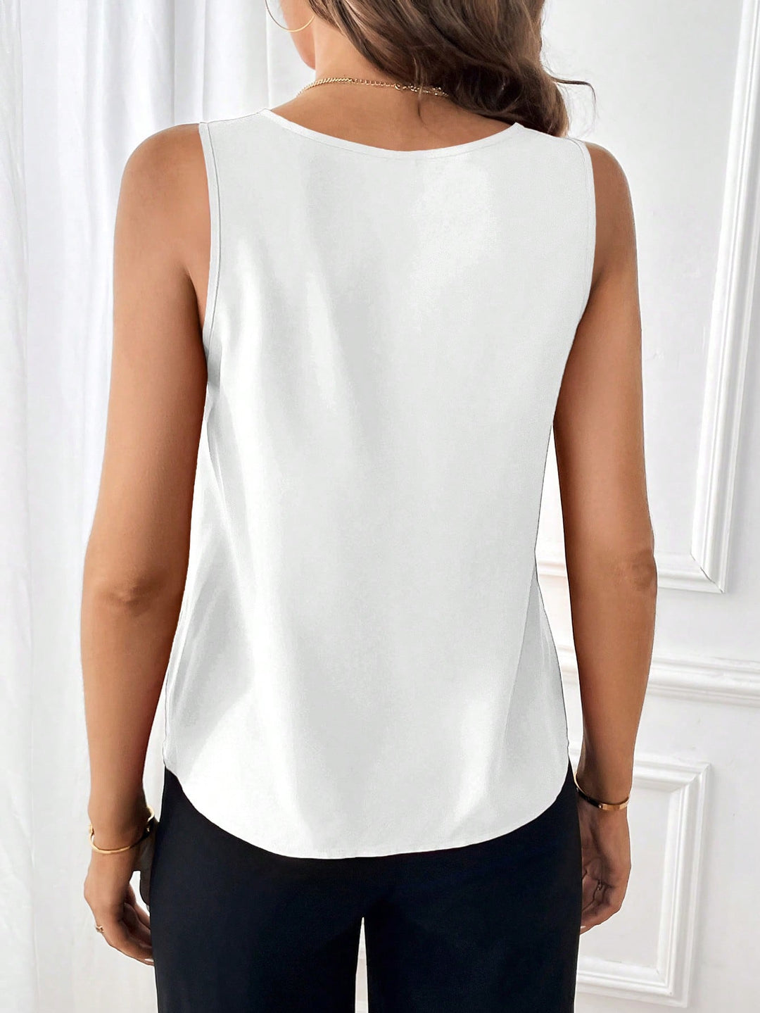 White V Neck Centre Pleated Blouse