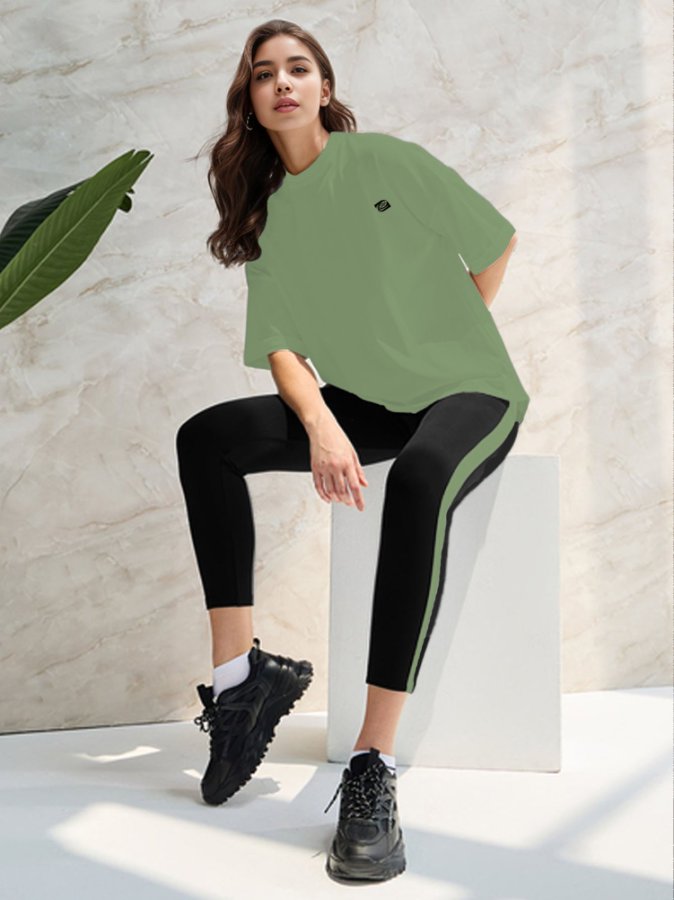 Green Short Sleeve Graphic Print Tshirt