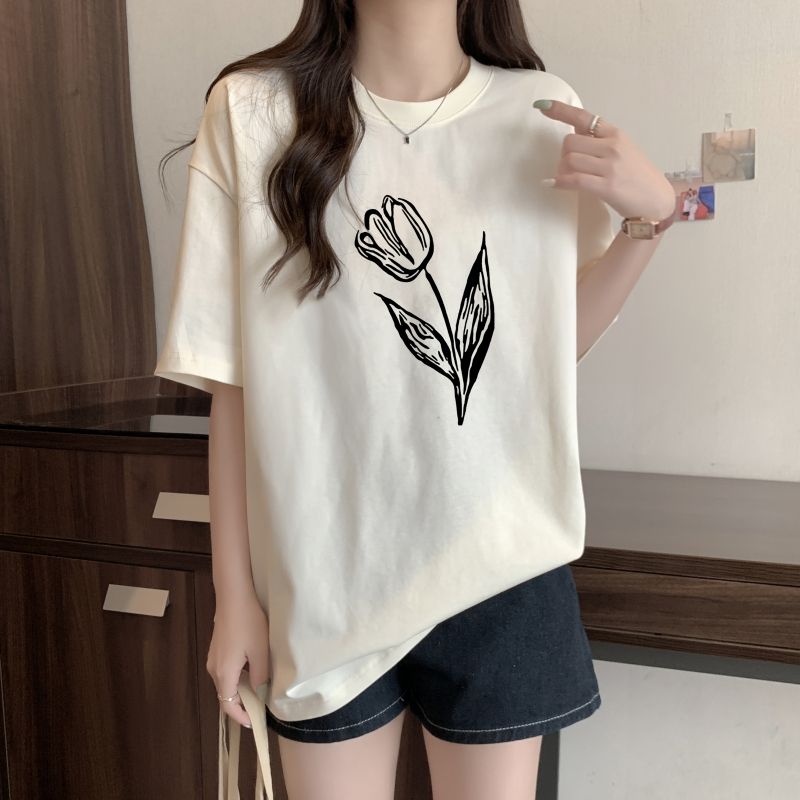 Cream Chest Print Graphic Tshirt