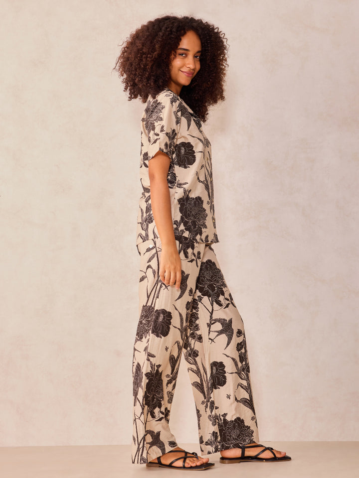 Off White Floral Printed Top And Pants Co Ord Set