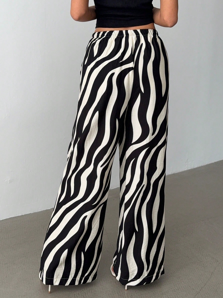 Black Printed Wide Leg Trouser