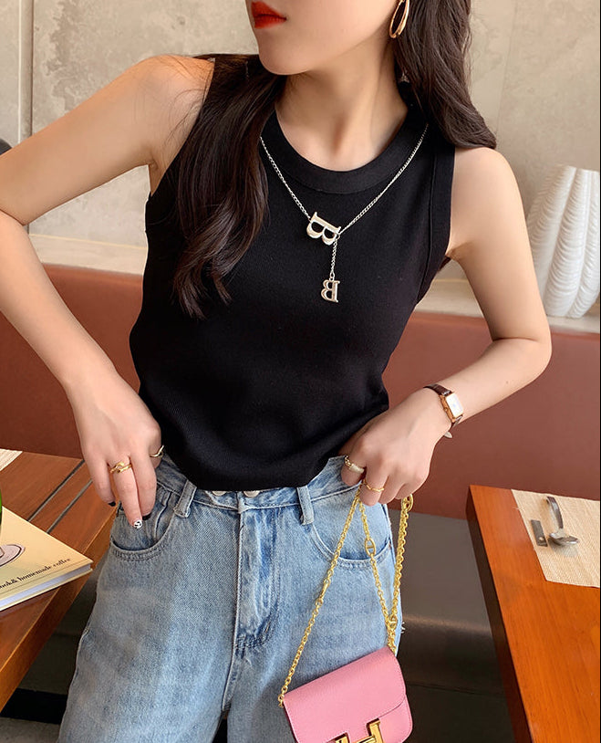 Black Sleeveless Basic Tank Top