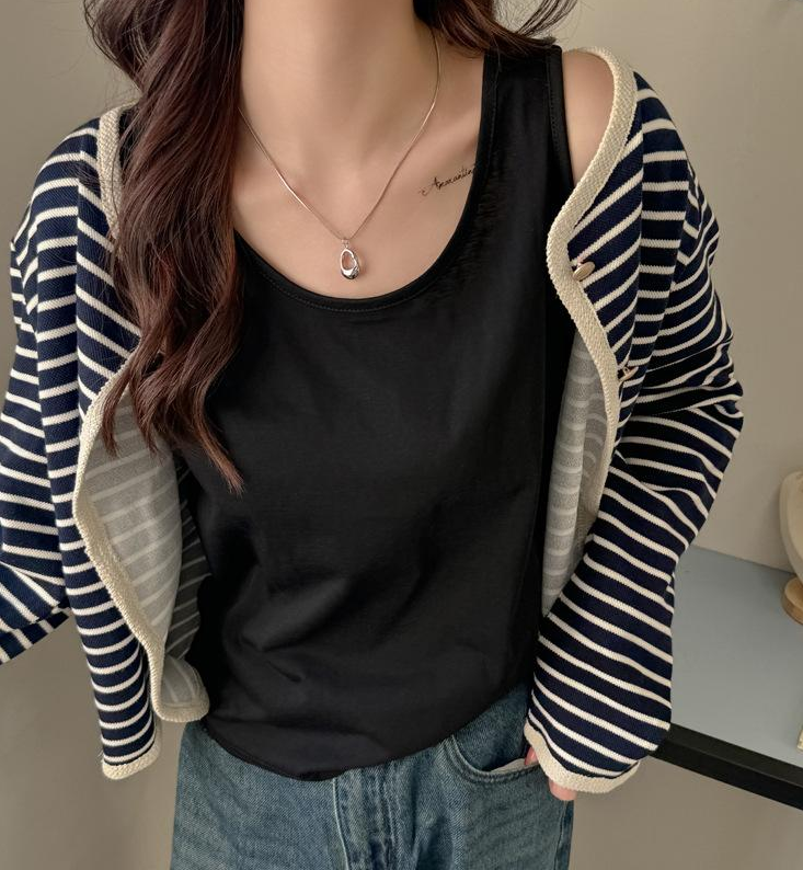 Black Relaxed Fit Sleeveless Tank Top