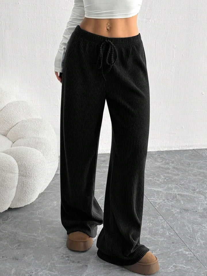Black Drawstring Attached Relaxed Pant