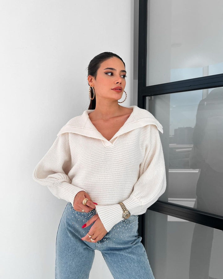 White Wide Collared Solid Sweater