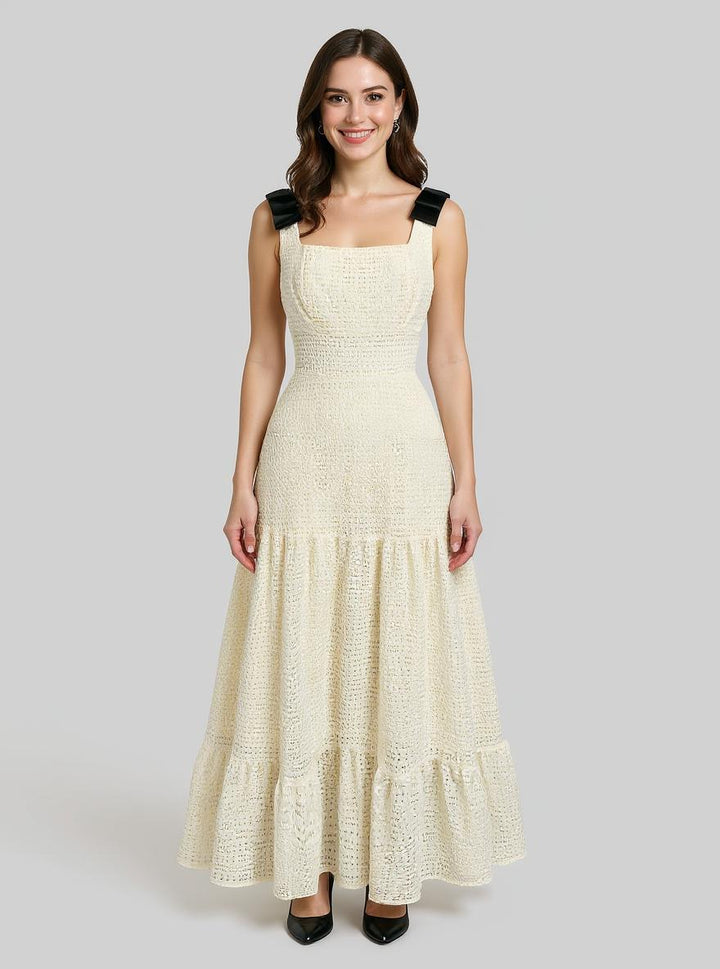 White Bow Attached Sleeveless Dress
